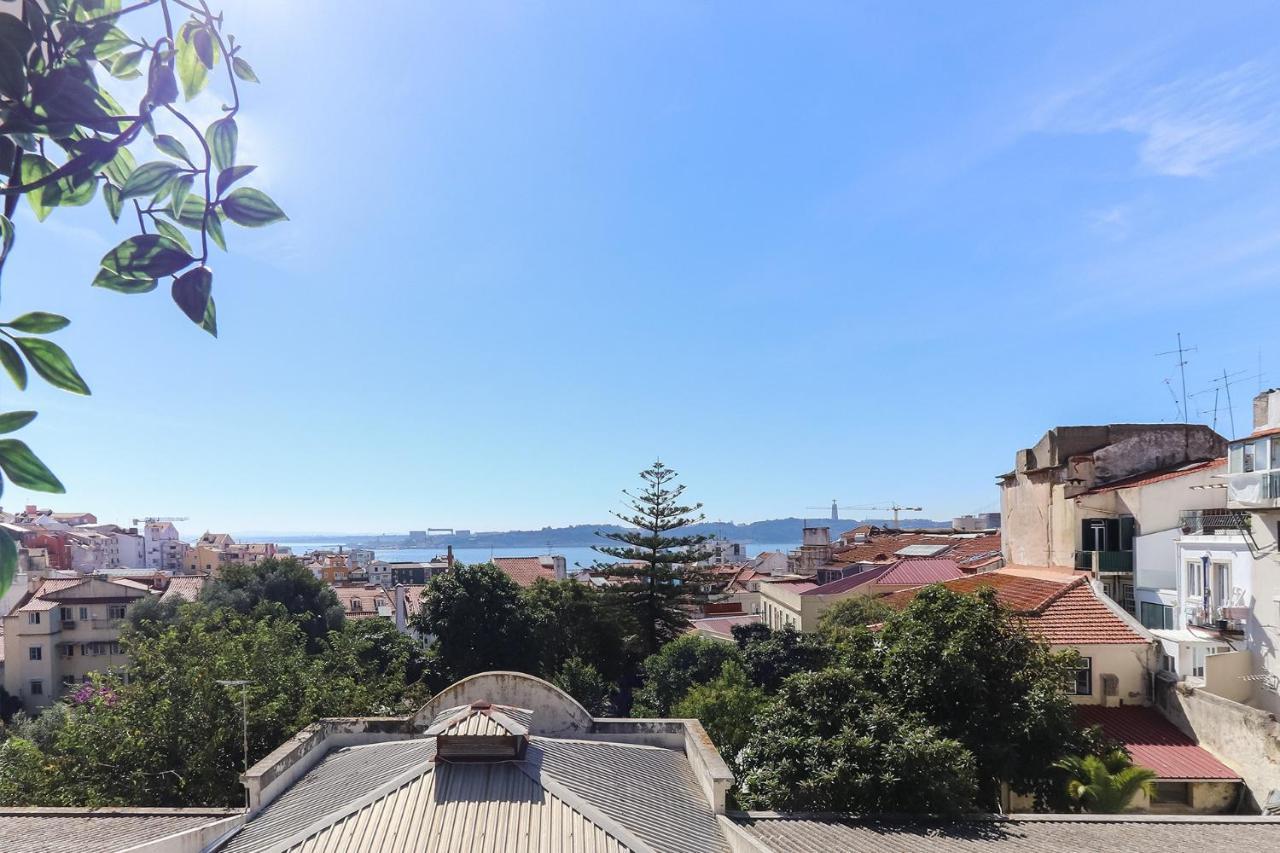 Parlamient River View Apartments By Homing Lisboa Екстериор снимка